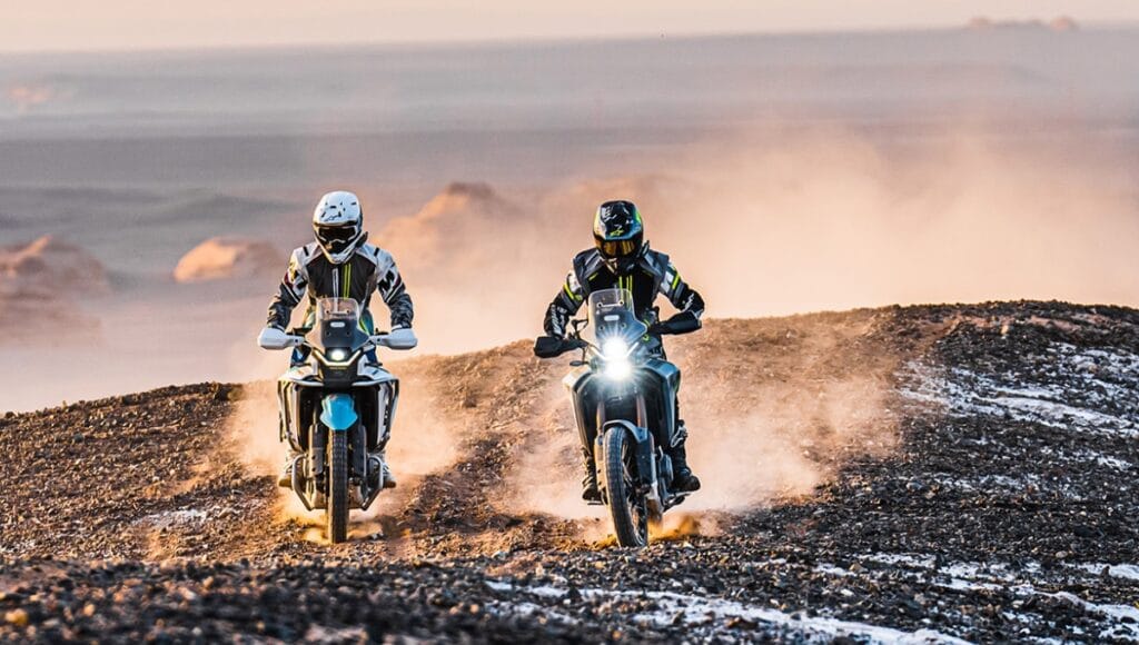 CFMoto 450MT