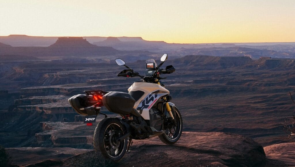 Ultraviolette X-47 Crossover